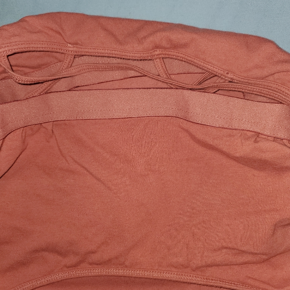 Spaghetti strap cami - Picture 4 of 4